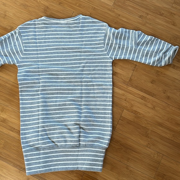 BCBG Max Azria sweatshirt or mini dress. Women’s 6. - Picture 3 of 3